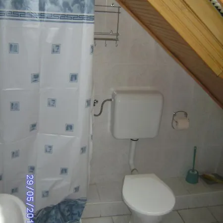 Szemesi 2*