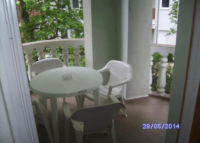 Szemesi בית הארחה באלאטונסארסו